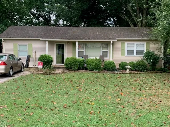 106 Pleasant Ridge Dr, Florence, AL 35633