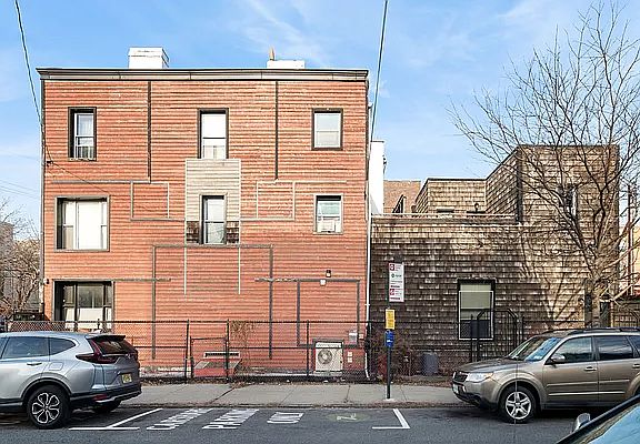 2nd image of 361 Van Brunt St