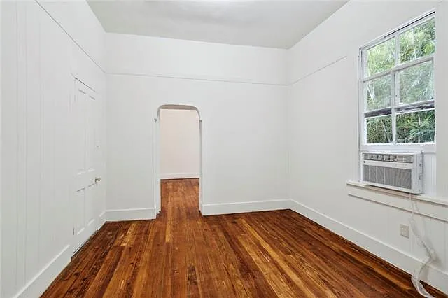 1228 Magazine St — Photo 5