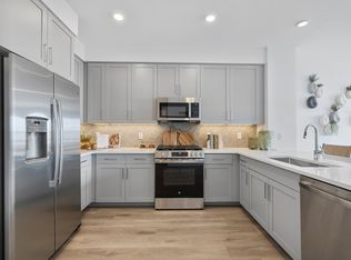 2000 Schindler Dr N #428, Old Bridge, NJ 08857