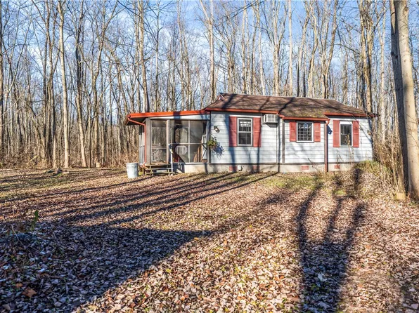 712 Bell Rd, Newark, NY 14513