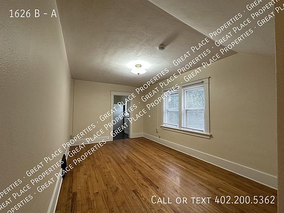 4th image of 1626 B St APT A