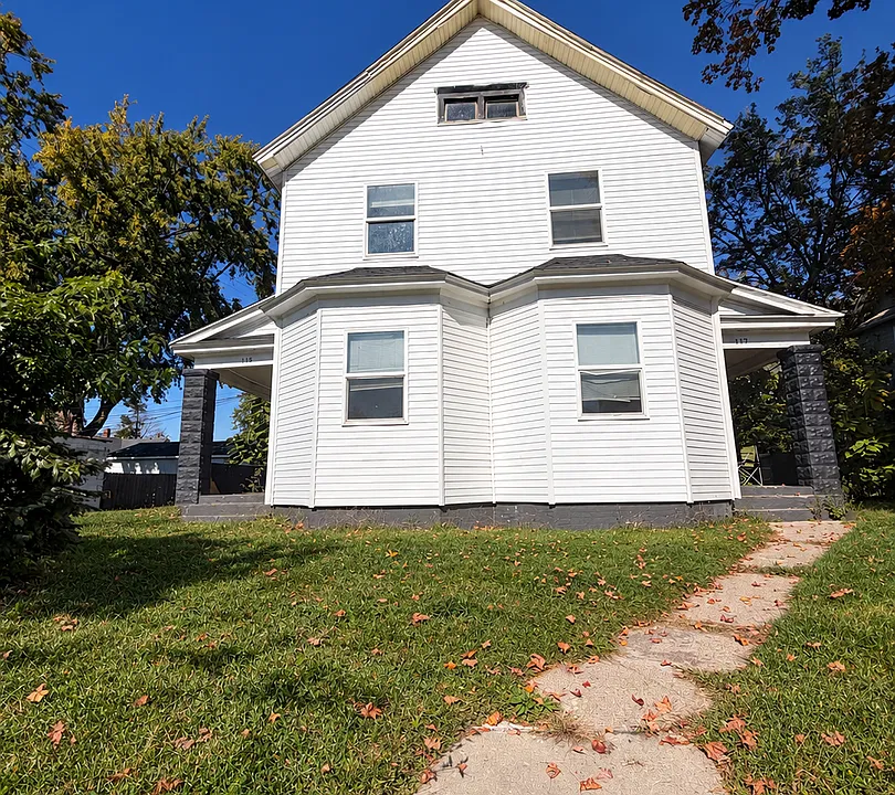 115 E Dubail Ave