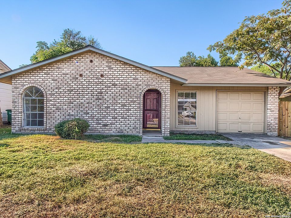 1st image of 8810 five palms