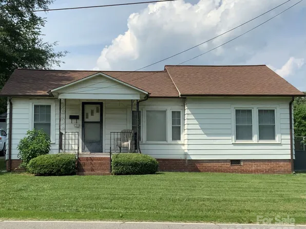 1721 9th Ave NE, Hickory, NC 28601