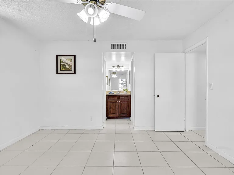 620 NW 13th St #160 — Photo 27