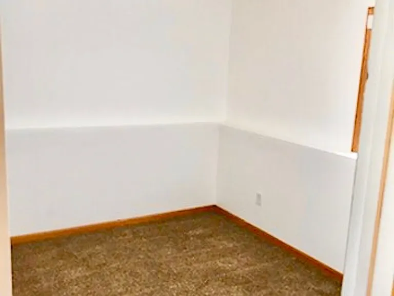 804 Harrison Dr — Photo 19