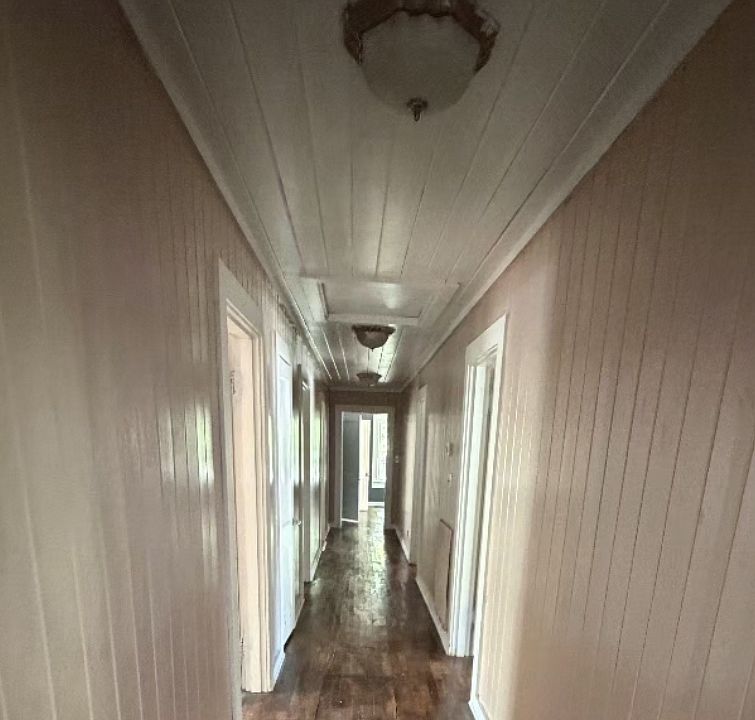 1st image of 307 1st St