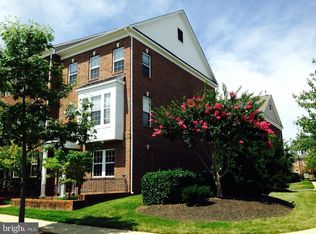 501 Falcon Park Ln #501, Rockville, MD 20850