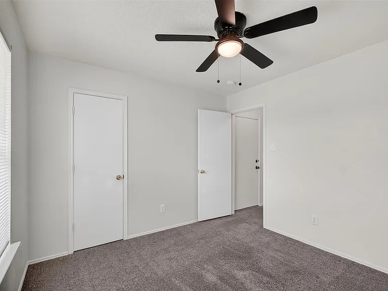 1208 Cambay Dr — Photo 21
