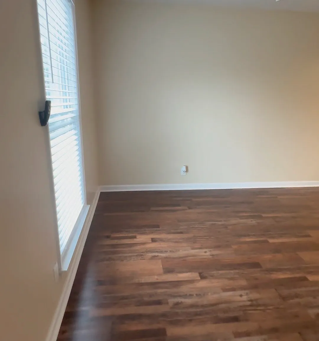 2 bed, 1.5 bath, 960 sqft, $1,895 — Photo 3