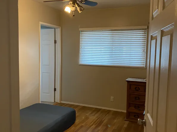 2250 Farolito Ave, Long Beach, CA 90815