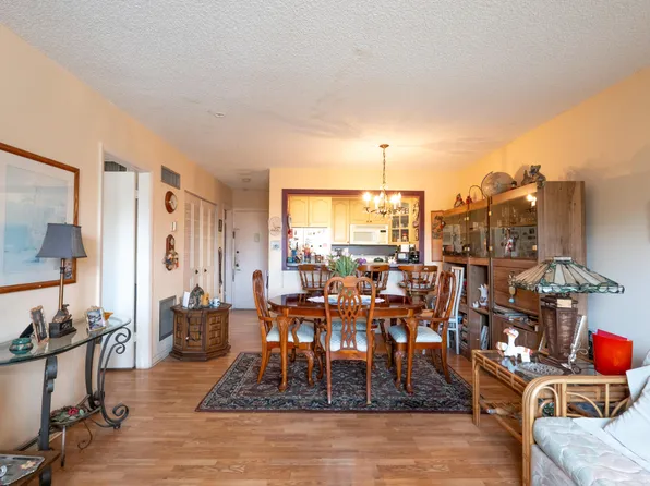 1520 Mckinley Street #215e, Hollywood, FL 33020