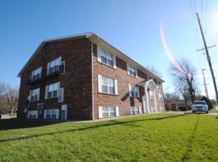 2310 Frank Scott Pkwy W, Belleville, IL