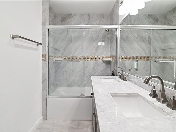 5th image of 1311 N Hudson Ave