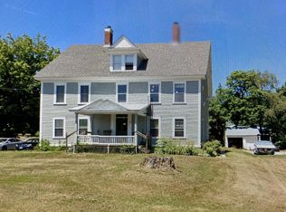 12 Hall Ave, Henniker, NH 03242
