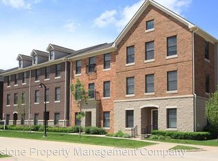 1152 Foster Rd, Iowa City, IA 52245