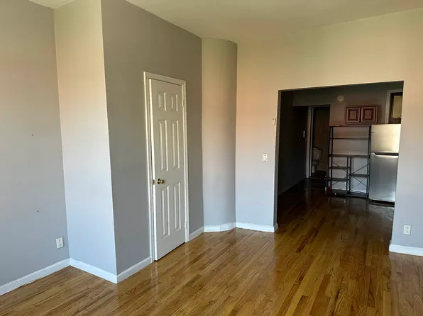 154 East 106th Street image 1 of 5