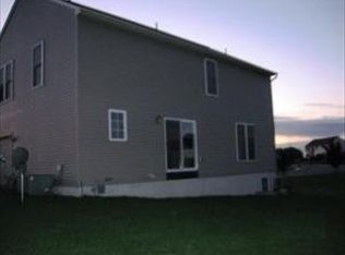 5 Carriage Dr, Marietta, PA 17547