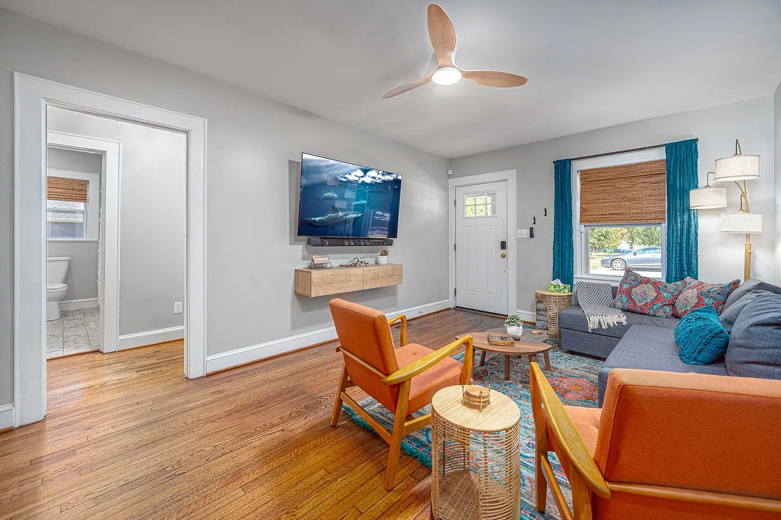 3 bed, 3.0 bath, 2131 sqft, $6,115 — Photo 2