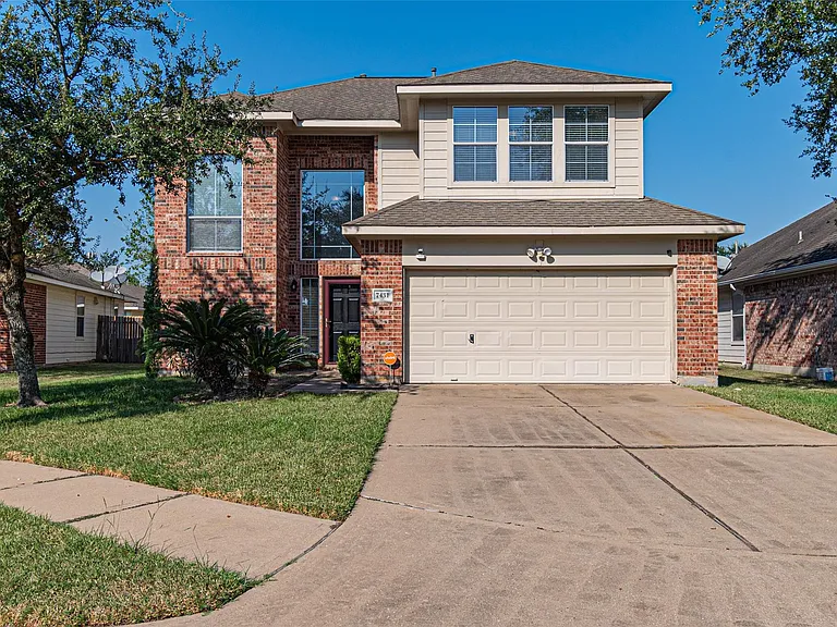 7431 Riven Oaks Ct — Photo 1