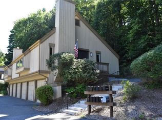 1034 Heritage Vlg #A, Southbury, CT 06488