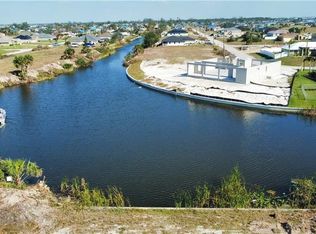 207 NW 19th Pl, Cape Coral, FL 33993
