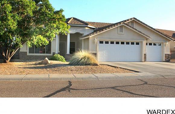 1st image of 2084 John Wayne Dr