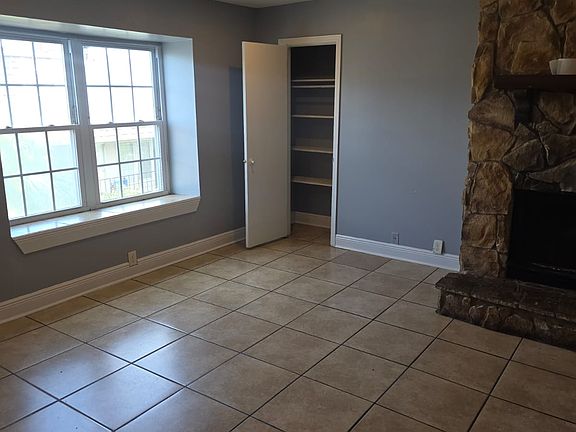 2nd image of 6320 Riverside Dr #393
