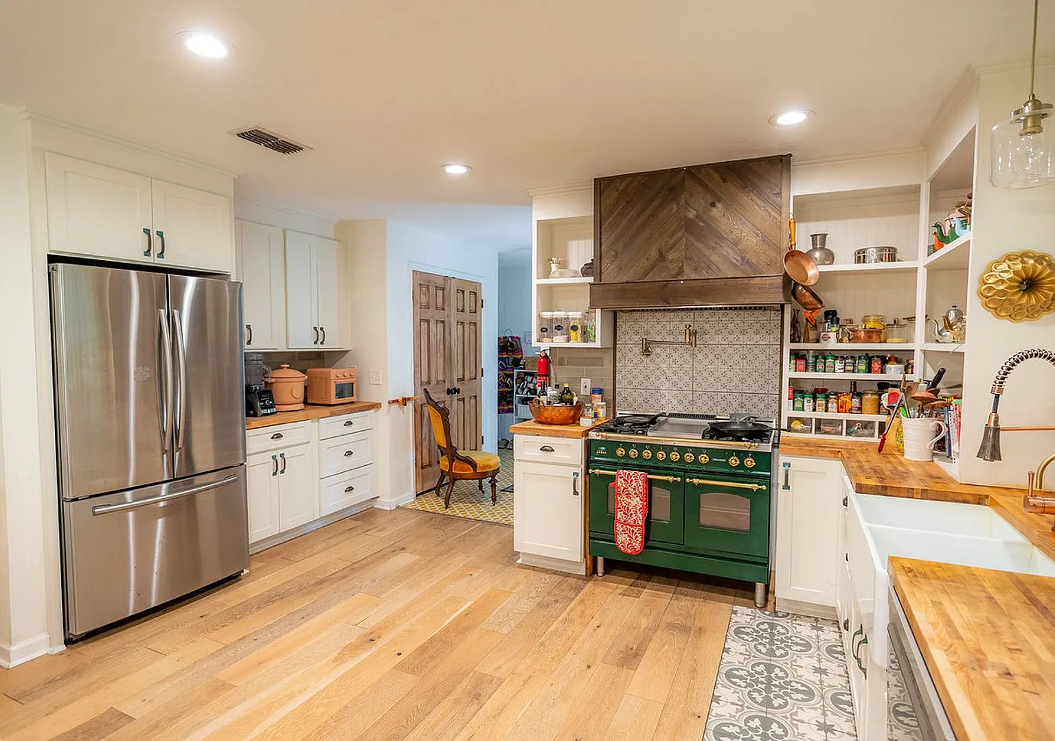 5 Bed / 4 Bath w/POOL & 2 Master Suites in Killearn! — Photo 1