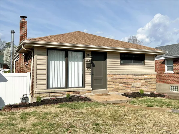 9325 Mackenzie Rd, Saint Louis, MO 63123