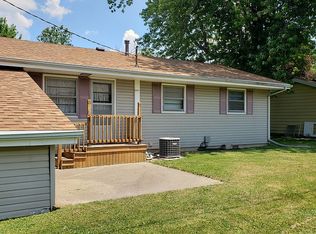 1920 Cleveland Ave, Charleston, IL 61920