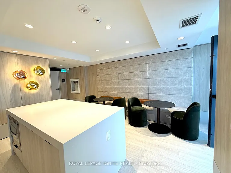 15 Skyridge Dr #2301 — Photo 30