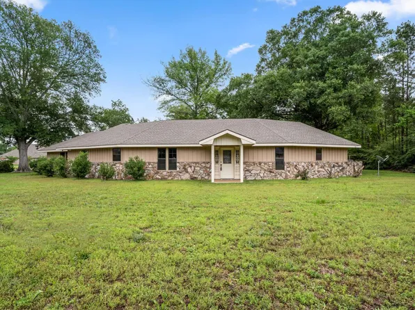 2705 Bayou Pines Rd, Deridder, LA 70634