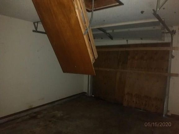 3rd image of 1221 Pleasant Mountain Dr