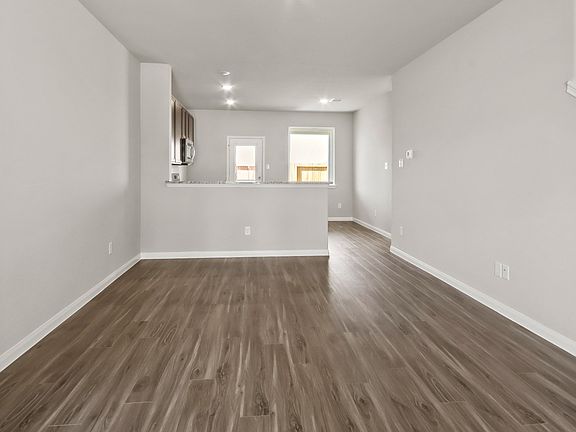 Family Room to Kitchen