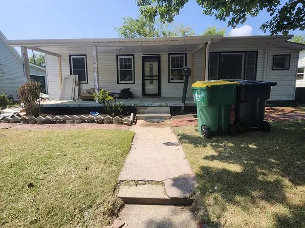 704 N 8th Ave, Hopewell, VA 23860