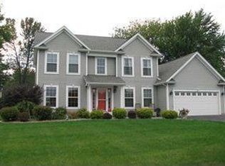 9 Matlyn Dr, Rochester, NY 14624