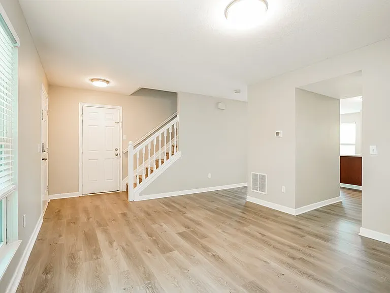 111 Brenden Loop — Photo 6