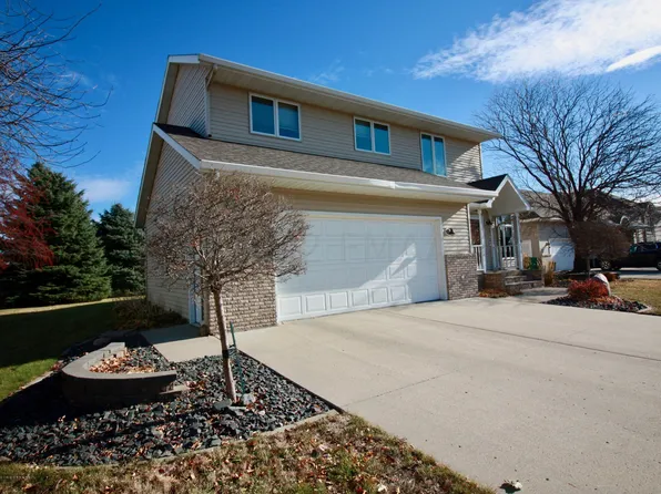 1484 15th St N, Wahpeton, ND 58075