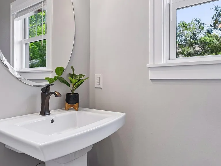 1161 Elmwood Ave — Photo 20
