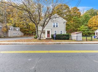 9 Russell Rd, Huntington, MA 01050
