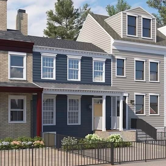 1st image of 275 3rd St
