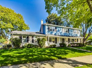 216 W Marion St, Arlington Heights, IL 60004
