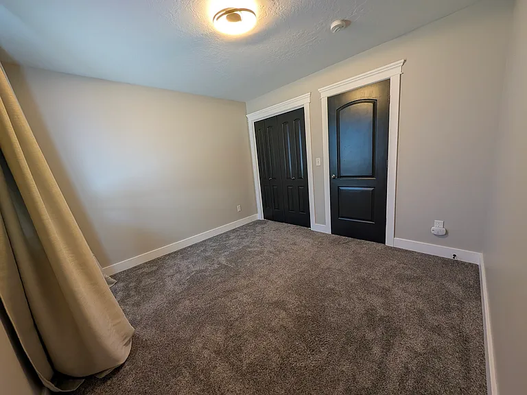 8473 W Salt Creek Ct — Photo 2