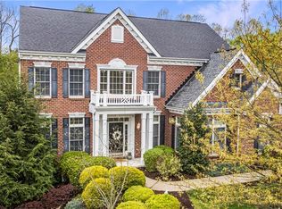 5802 Longview Cir, Bridgeville, PA 15017