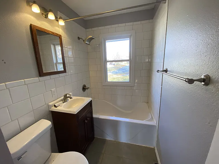 2761 Skeies Dr — Photo 5