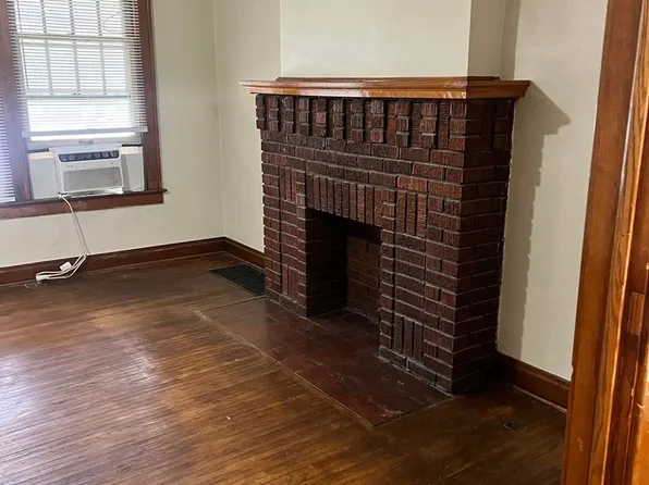 EBP 2902-2904 High, 2902-2904 N High St #2902, Columbus, OH 43202
