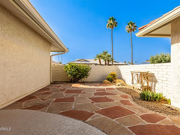 4th image of 13323 W BLUE BONNET Drive