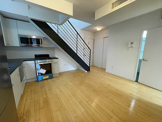 Rented by The Downtown LLC | media 32